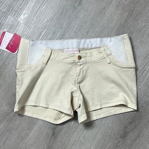 nwt // Isabel maternity Ingrid & Isabel jean midi shorts